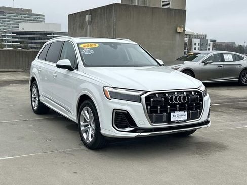 Used 2025 Audi Q7 3.0T Premium Plus AWD/4WD image 26