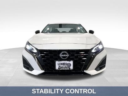 Used 2023 Nissan Altima 2.5 SR