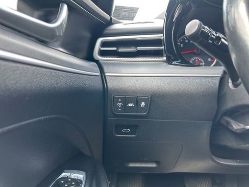 Used 2024 Kia K5 GT-Line AWD/4WD image 18