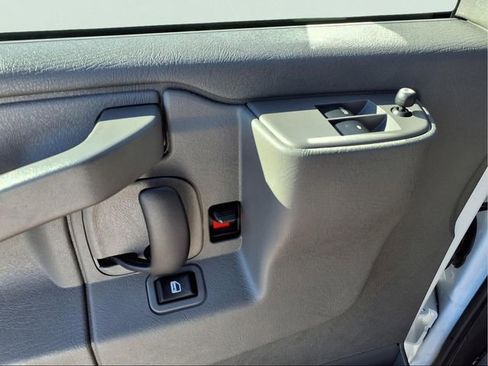 New 2025 GMC Savana 2500 w/ Driver Convenience Package image 14