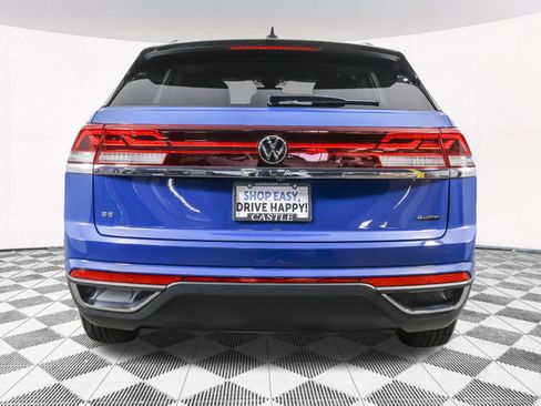 Used 2025 Volkswagen Atlas Cross Sport SE AWD/4WD image 16