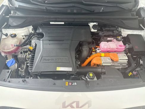 Used 2022 Kia Niro EX FWD image 29