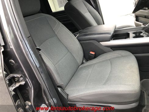 Used 2022 RAM 3500 Big Horn w/ Level A Equipment Group image 22