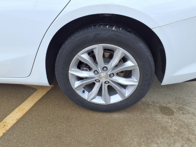 Used 2025 Chevrolet Malibu LT FWD image 16