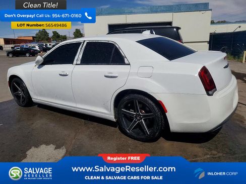 Used 2019 Chrysler 300 S RWD image 3