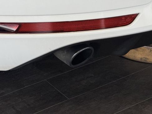 Used 2014 Volkswagen Beetle R-Line FWD image 17