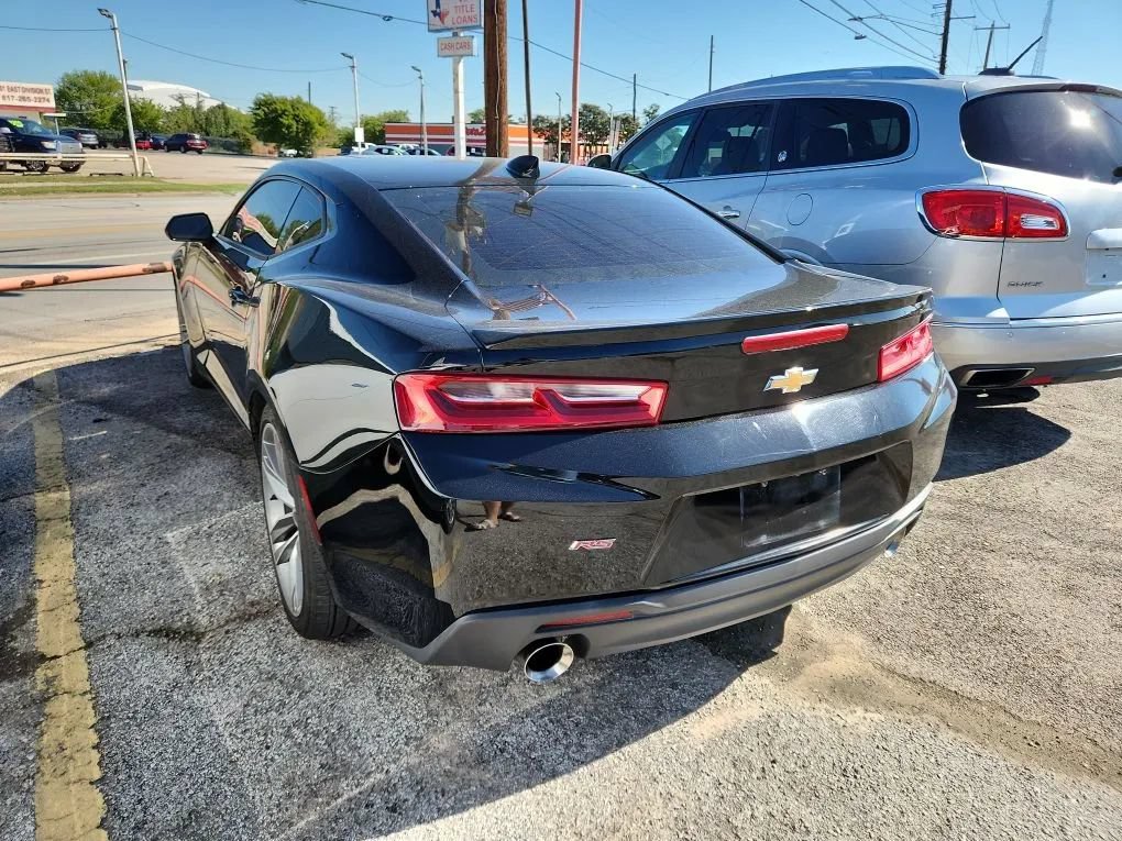 Used 2018 Chevrolet Camaro LT w/ RS Package RWD image 6