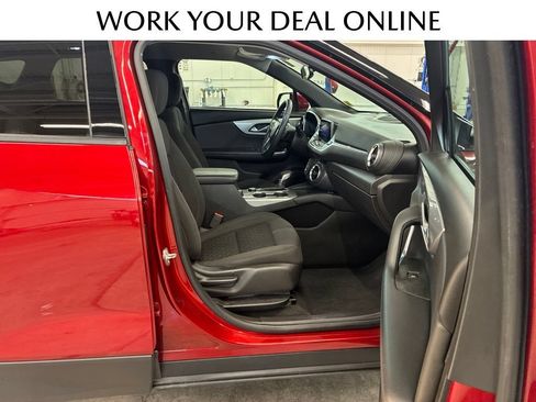 Used 2021 Chevrolet Blazer LT AWD/4WD image 19