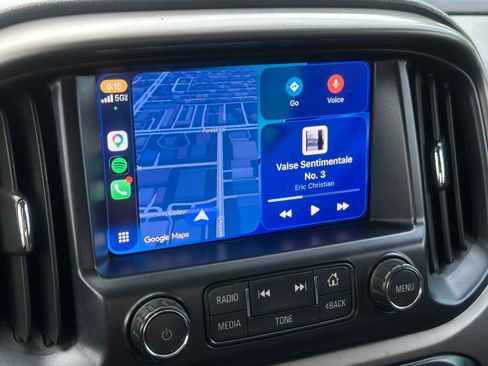 Used 2018 Chevrolet Colorado Z71 AWD/4WD image 30
