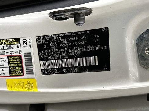 Used 2015 Toyota Sienna XLE Premium image 12