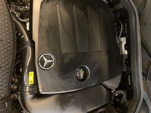 Used 2022 Mercedes-Benz GLC 300 4MATIC image 59