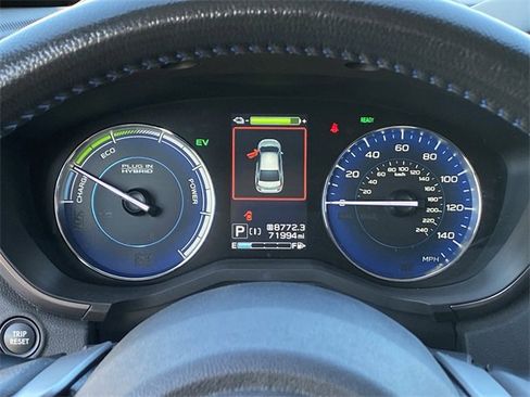 Used 2020 Subaru Crosstrek Hybrid w/ Moonroof Package w/Navigation image 11