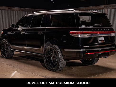 Used 2023 Lincoln Navigator L Black Label image 7