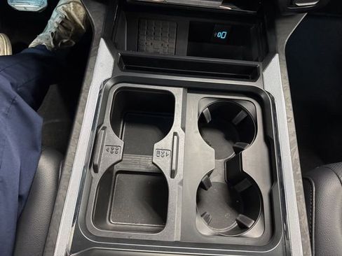 Used 2025 Ford F250 Lariat w/ Lariat Ultimate Package image 49