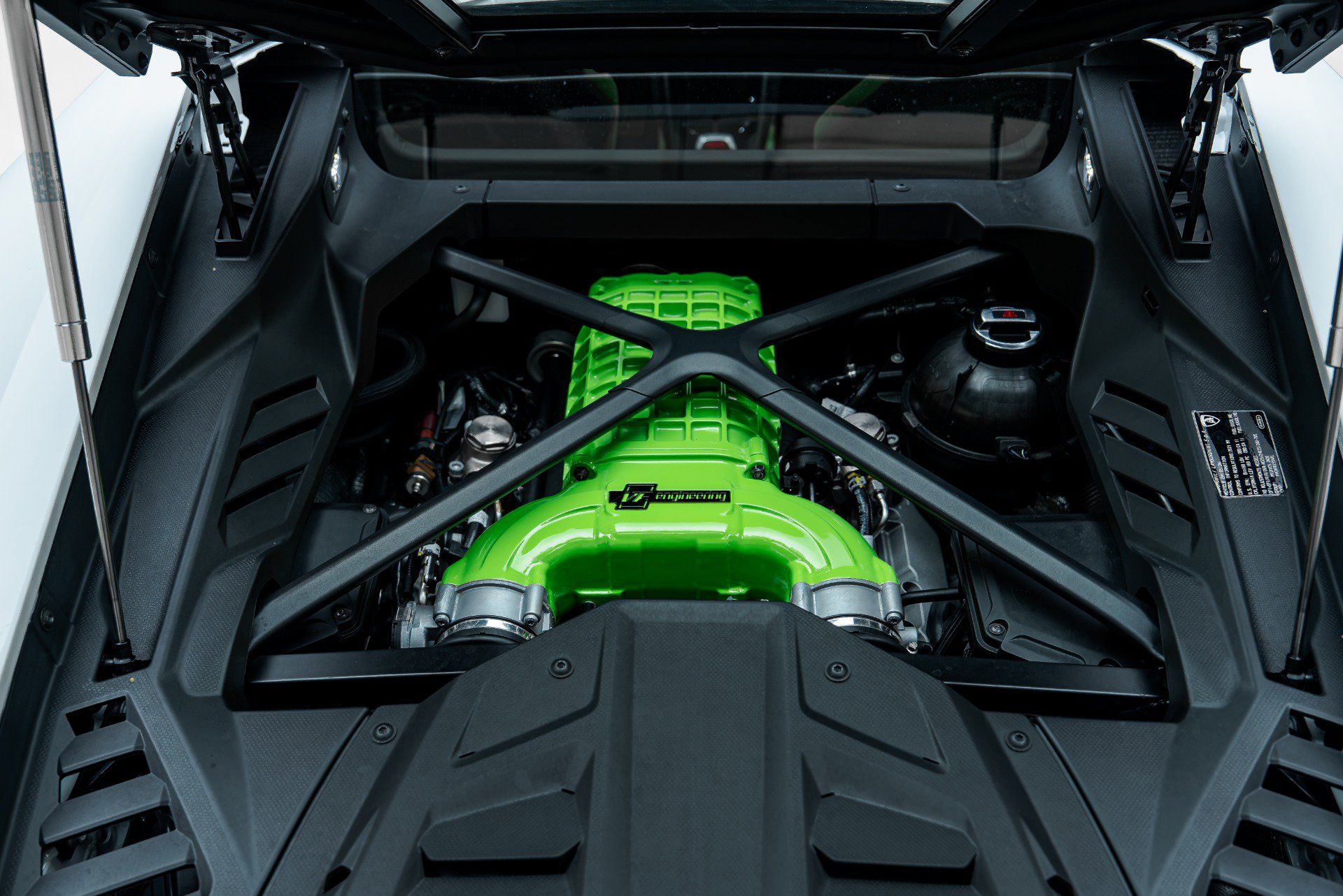 Used 2021 Lamborghini Huracan EVO RWD image 39
