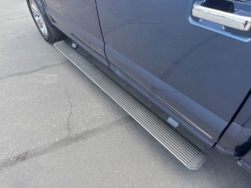 Used 2018 Ford F150 Lariat w/ Equipment Group 502A Luxury AWD/4WD image 17