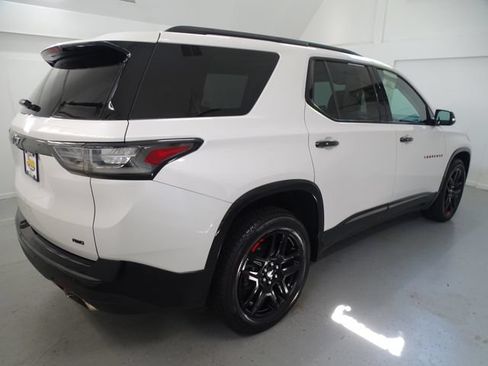 Used 2020 Chevrolet Traverse Premier w/ Redline Edition AWD/4WD image 25