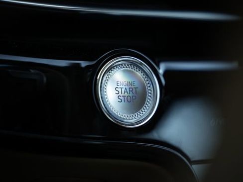 New 2026 Genesis G80 2.5T Advanced image 38