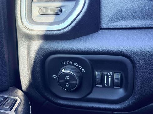 Used 2024 RAM 2500 Laramie w/ Cold Weather Group image 17