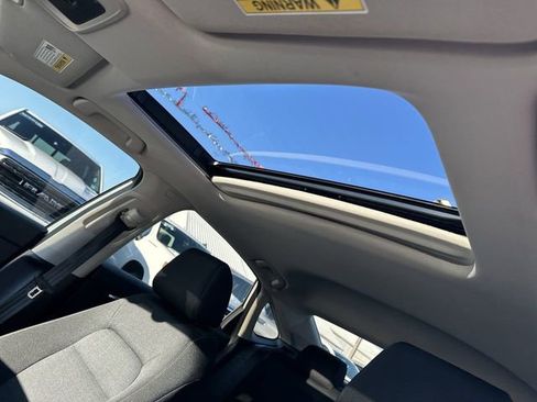 Used 2022 Honda Civic EX image 18