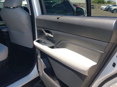 Used 2025 Toyota Grand Highlander AWD image 7