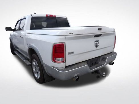 Used 2015 RAM 1500 Laramie RWD image 10