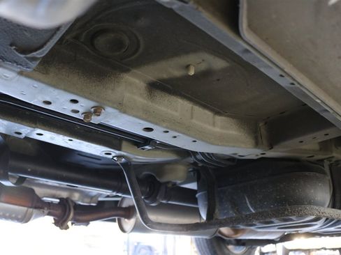 Used 2005 Honda Element EX image 23