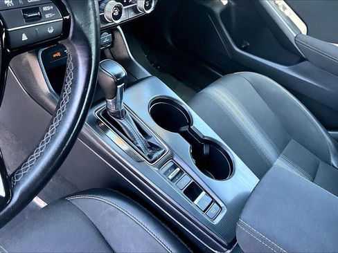 Used 2023 Honda Civic Sport image 16