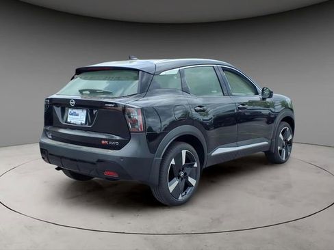 New 2026 Nissan Kicks SR w/ SR Premium Package AWD/4WD image 9