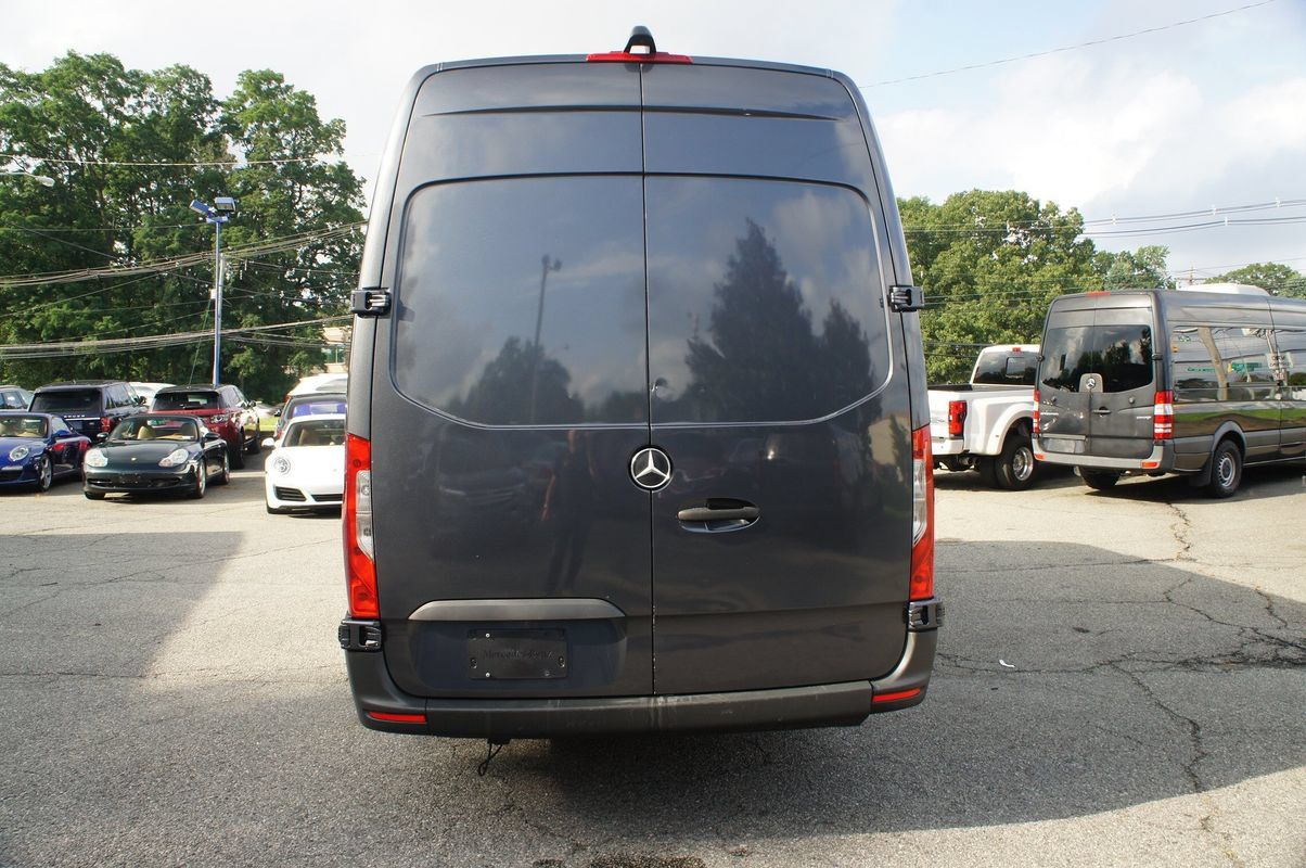 Used 2019 Mercedes-Benz Sprinter 170 image 13