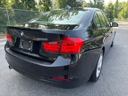 Used 2014 BMW 320i Sedan RWD image 12