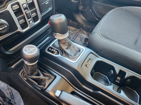 Used 2021 Jeep Gladiator Sport w/ Quick Order Package 24Q 80Th image 16