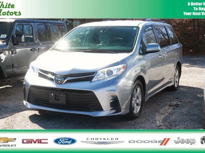 Used 2020 Toyota Sienna LE