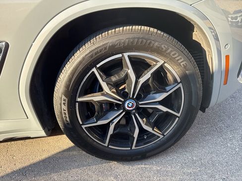 Used 2023 BMW X4 M40i w/ Premium Package image 3