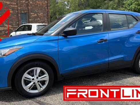 Used 2021 Nissan Kicks S FWD image 1