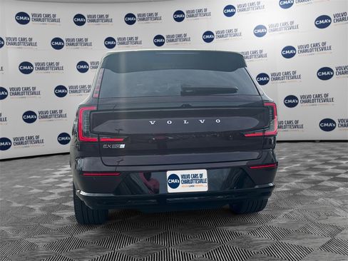 New 2025 Volvo EX90 Ultra image 4