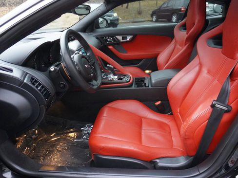 Used 2015 Jaguar F-TYPE S image 9