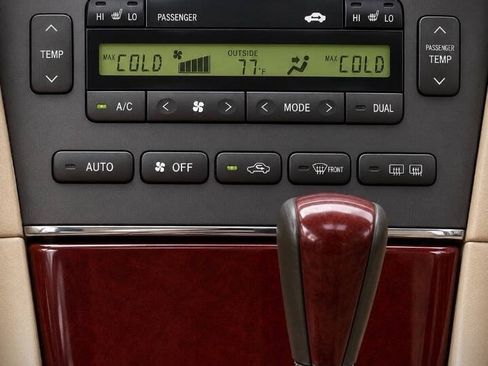Used 2003 Lexus ES 330 FWD image 10