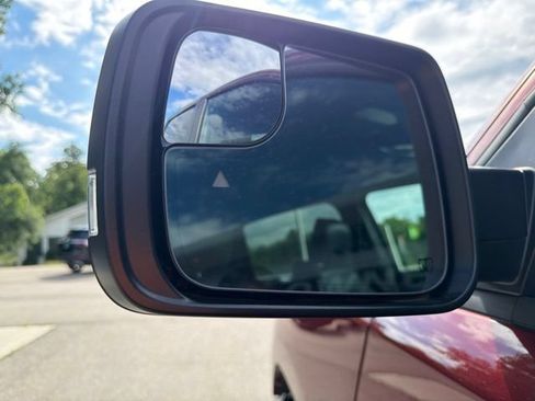 Used 2023 RAM 1500 Laramie AWD/4WD image 11