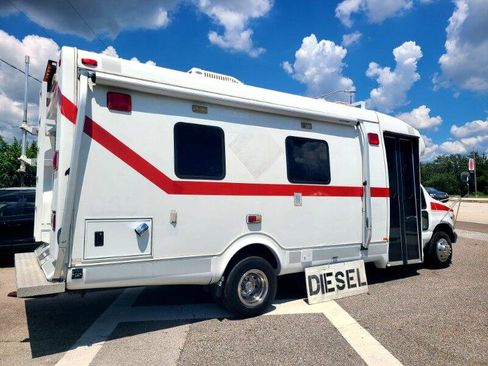 Used 1999 Ford E-450 and Econoline 450 image 5