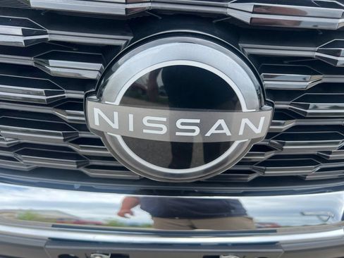 Certified 2023 Nissan Rogue SL AWD/4WD image 32