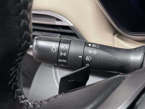 Used 2023 Subaru Outback Limited image 21