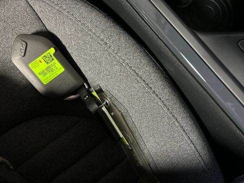 Used 2025 Kia K4 EX FWD image 32