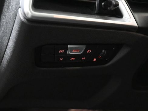 New 2026 BMW 330i xDrive Sedan w/ Convenience Package image 25