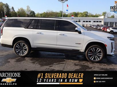 Used 2024 Cadillac Escalade ESV V