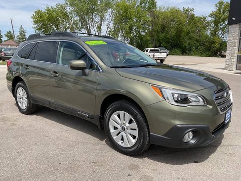 Used 2015 Subaru Outback 2.5i Premium w/ Popular Package #2 AWD/4WD image 10