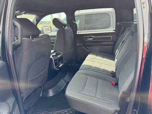 Used 2021 RAM 1500 Big Horn AWD/4WD image 5