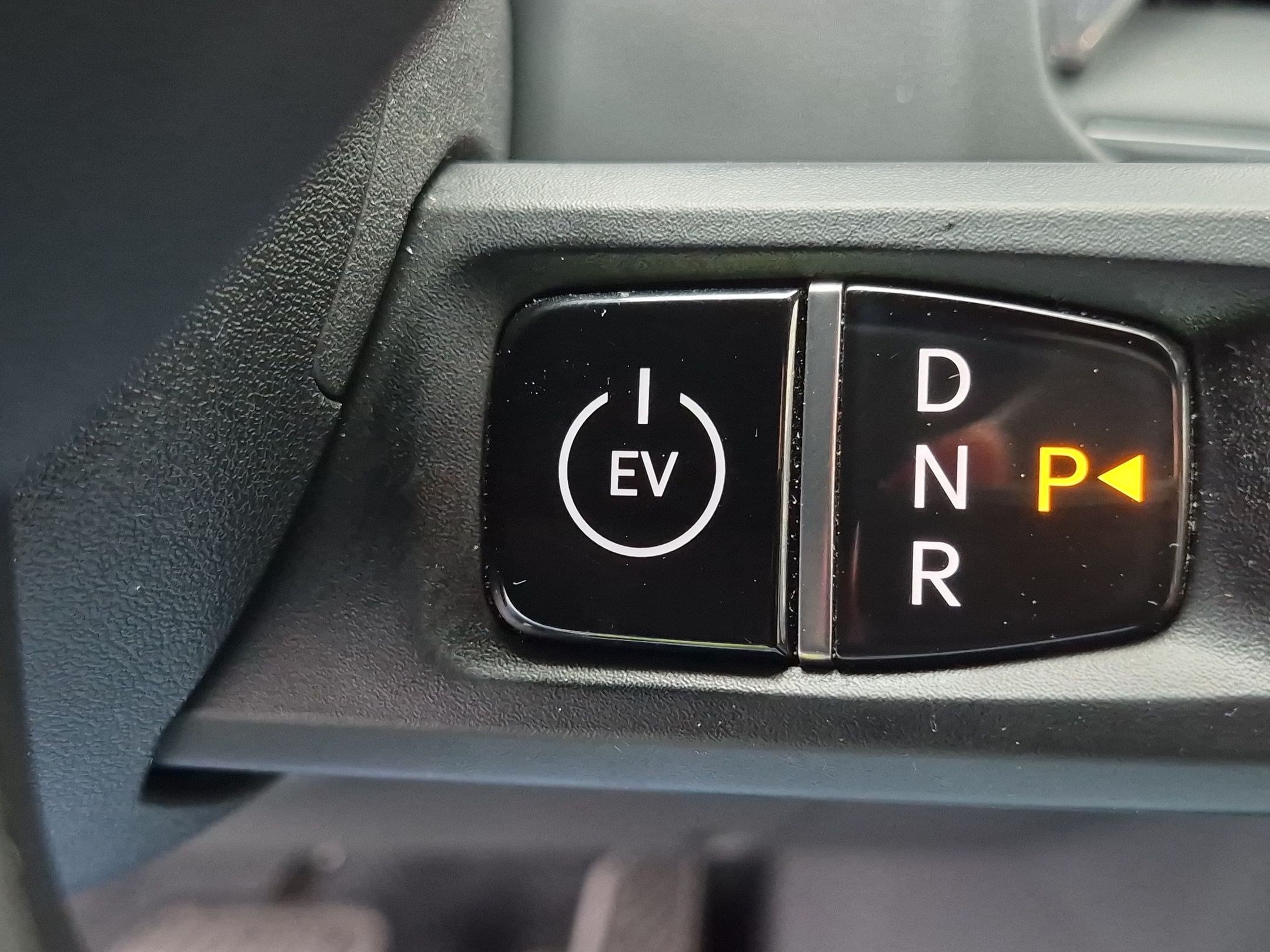 Used 2024 Kia EV9 Land w/ Towing Package AWD/4WD image 23