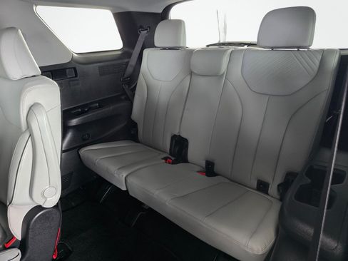 Used 2023 Hyundai Palisade SEL AWD/4WD image 38