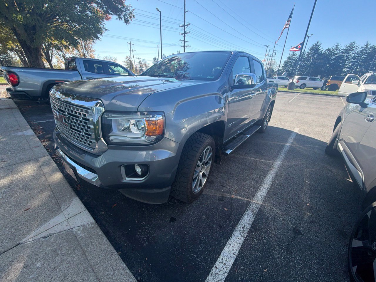 Used 2020 GMC Canyon Denali AWD/4WD image 3